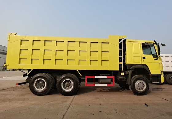 Roue de conduite LHD/RHD Sinotruk HOWO 6X4 10 roues 371HP mini-détournement camion à ordures d'occasion