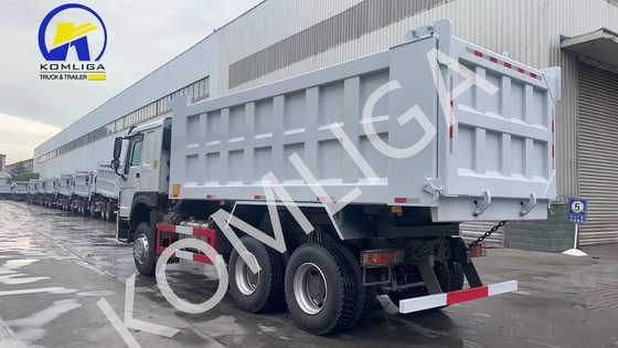 Camion d'occasion Sinotruck HOWO 6X4 371HP Camion de décharge lourd pour le déversement