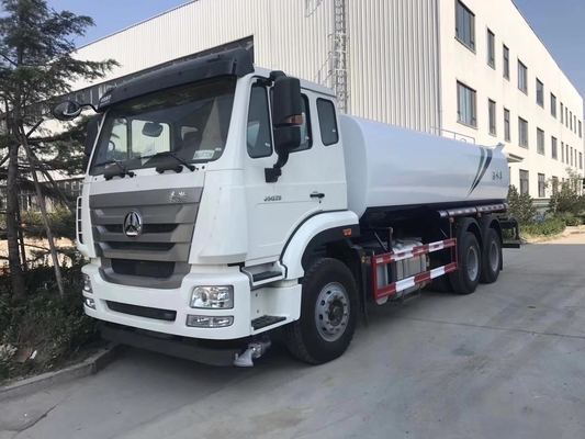 Sinotruk HOWO 6X4 10 roues 371HP 5000 gallons camion réservoir d'eau pour la certification ISO9000