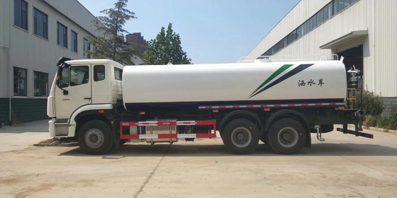 Sinotruck HOWO 371HP 6X4 Truck d'eau potable en acier inoxydable avec réservoir de carburant de 400L