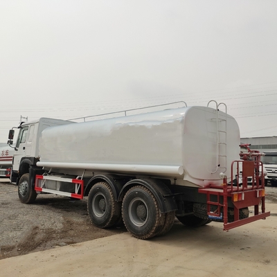 Camion d'eau d'occasion 5000 gallons réservoir d'eau Camion d'arrosage 10350x2490x3540mm