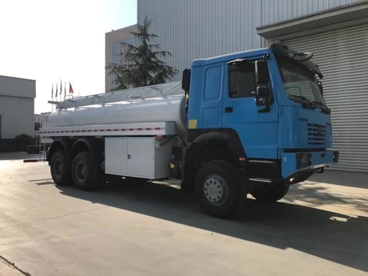 Sinotruck HOWO 6X4 371HP 380HP 20000L camion-citerne à carburant avec certification GCC et pneus