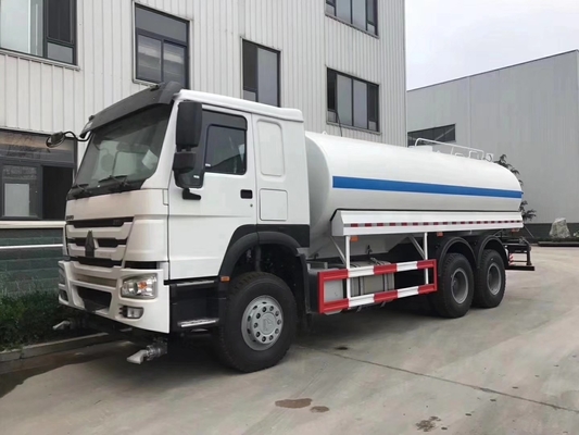 Sinotruck HOWO 6X4 371HP 380HP 20000L camion-citerne à carburant avec certification GCC et pneus