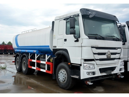 SINOTRUK HOWO 6X4 Camion à réservoir de carburant d'occasion 20m3 25m3 375HP 371HP Wd615.69 Capacité du moteur&gt; 8L
