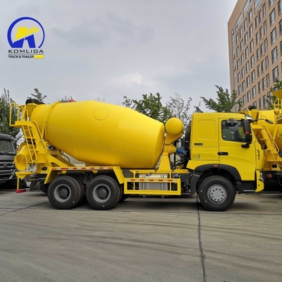 Sinotruk HOWO 8 Cbm 9cbm 10cbm Ciment mélangeur avec une puissance maximale de 300-400 chevaux