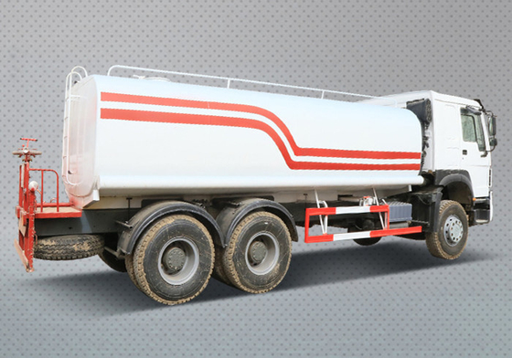 Camion modèle Zz3257n3847A Sinotruk HOWO 6X4 Camion à eau avec certification GCC