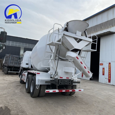 Personnalisation de seconde main / Sinotruk HOWO 6X4 8cbm 10cbm 12cbm Camion de mélangeur de béton et ciment