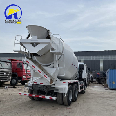 6*4 10 roues Sinotruck HOWO Camion à béton avec boîte de vitesses Hw19710