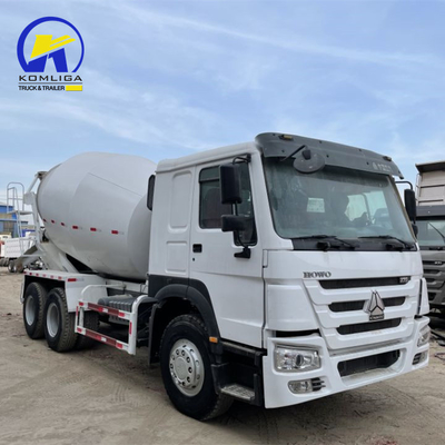 6*4 10 roues Sinotruck HOWO Camion à béton avec boîte de vitesses Hw19710