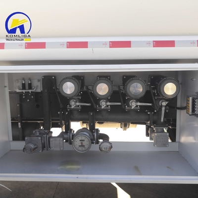 Camion-citerne à eau avec transmission Hw19710 capacité 20000/25000 litres abordable