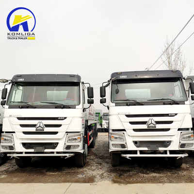 Sinotruck HOWO 20cbm 6X4 10 pneus camion-citerne à eau avec support de pièces détachées techniques