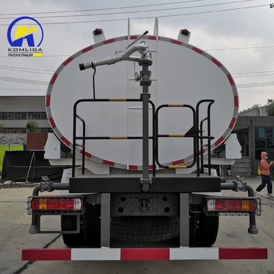 Camion-citerne à eau Sinotruk HOWO avec un volume de 15001 30000L et une certification ISO9000