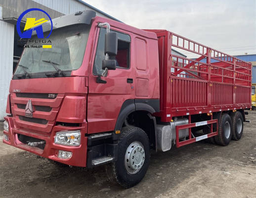 Sinotruck HOWO Camion à rames à clôture à 10 roues 6X4 Dolly Full Side Wall Board Camion à conteneurs