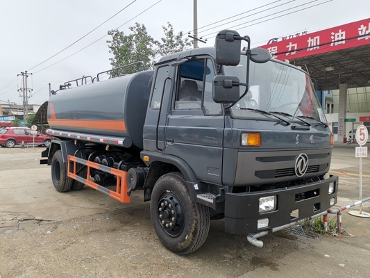Sinotruk HOWO 4X2/6X4/8X4 Camion à eau d'occasion de 371 chevaux et d'une capacité de moteur &gt; 8 litres