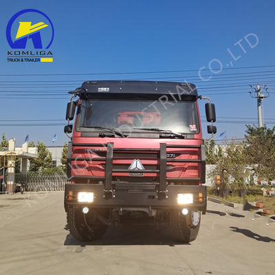 6X4 20-30 tonnes lourds 3 essieux 10 roues Sinotruk HOWO camion de décharge avec cabine Hw76