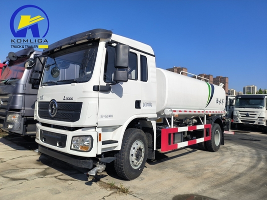 Sinotruk HOWO 4X2/6X4/8X4 Camion réservoir d'eau potable pour véhicule de traitement des eaux usées