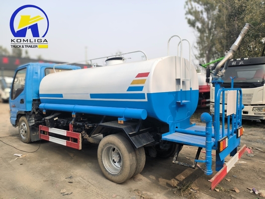 Sinotruk HOWO 4X2/6X4/8X4 Camion réservoir d'eau potable pour véhicule de traitement des eaux usées
