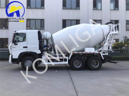 Style de levage avant 6X4 Sinotruk Construction mobile mélangeur de béton lourd