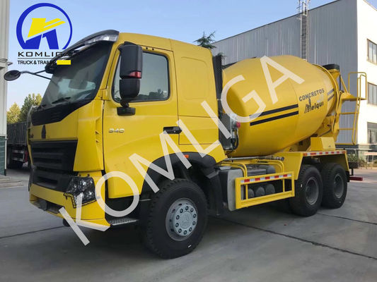 Camion à essence de 300L Sinotruk Construction mobile lourd usé 6X4 Ciment Mixer