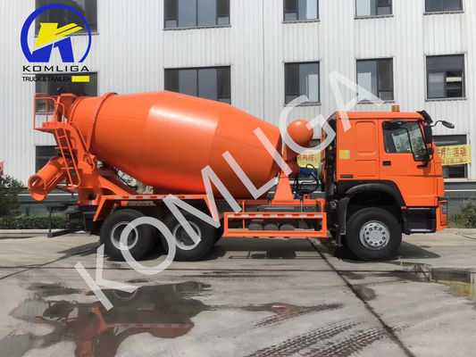 Camion à essence de 300L Sinotruk Construction mobile lourd usé 6X4 Ciment Mixer