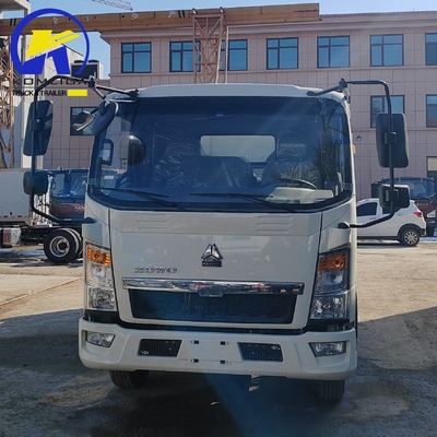 Conception de pneus radiaux 2024 Sinotruk HOWO 4X2 Mini camion de décharge avec une cabine couchette et climatisation