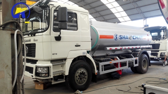 Shacman F2000 4X2 270HP Camion-citerne de Feul Camion-citerne de pétrole Camion-citerne utilisée Capacité 25-30 tonnes