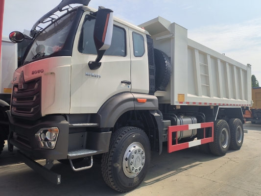 Style de levage avant HOWO 10 pneus 20cbm 6X4 camion poubelle avec transmission manuelle