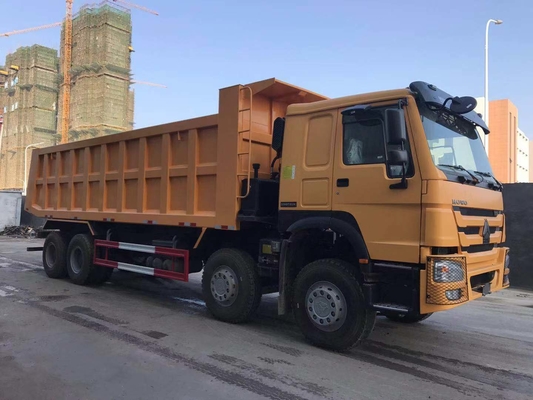 351-450 chevaux HOWO 8X4 Amortisseur lourd avec 12 roues et réservoir de carburant de 300L