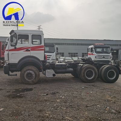 Carburant 6X4 10 roues Beiben Tête de remorque Tracteur pour le transport sur de longues distances