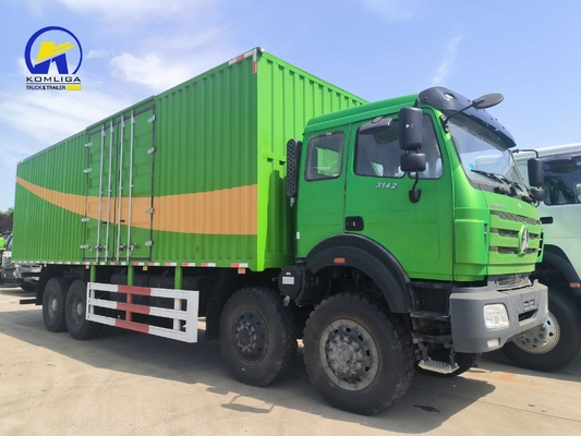 Beiben Benz 8X8 Diesel Poids lourd camion de fret avec cabine étendue 300L réservoir de carburant