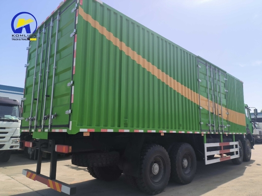 Beiben Benz 8X8 Diesel Poids lourd camion de fret avec cabine étendue 300L réservoir de carburant