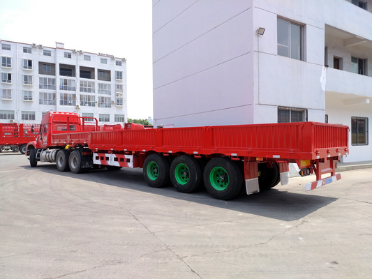 Trailer à trois essieux de 600 mm et 800 mm avec un poids approximatif de 6,7 tonnes