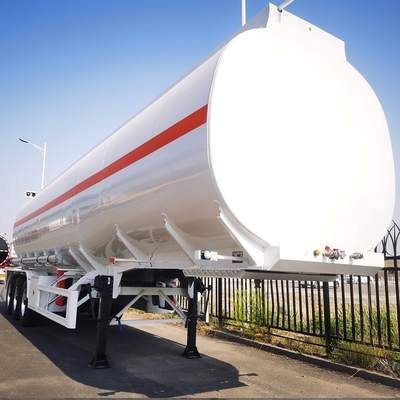 3 essieux 45000 litres réservoir de carburant remorque avec une capacité de charge de 50 tonnes et 12r22.5 pneus