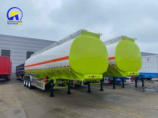 Semi-remorque de 50 tonnes à 3 essieux pour camions-citernes à carburant avec extincteur 2 unités par remorque