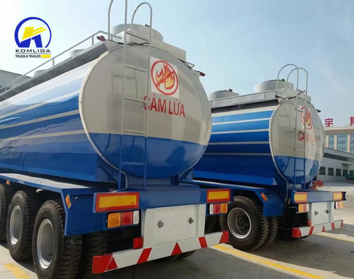 Autodépôt Sinotruk HOWO 50000 litres réservoir de carburant Semi-remorque avec 12 numéro de pneu