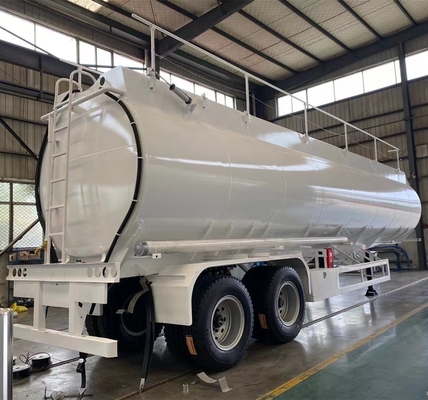 7000-8000 mm Base routière réservoir de carburant semi-remorque avec support de pièces détachées techniques