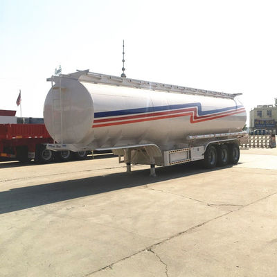 Tri-Axle 45000 litres pétrolier diesel pétrole-carburant Semi-remorque avec 7000-8000 mm de base de roue