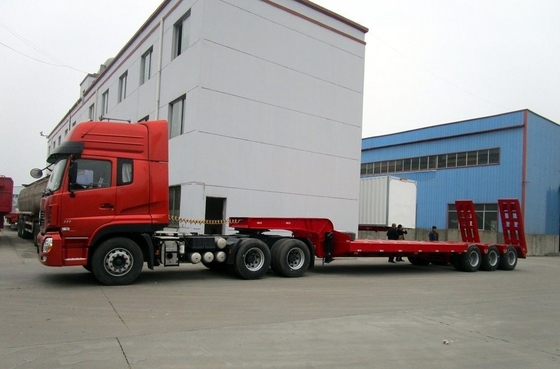 Afrique du Sud 3 essieux 60t remorque à lit bas avec hydraulique et de qualité lourde 80tonnes