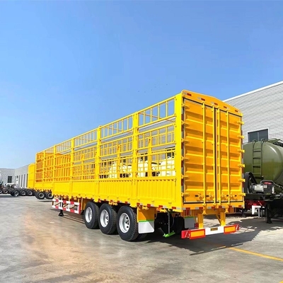 Demande personnalisée 3 axes Tri-Axle 4X4 clôture de chargement de camion remorque avec personnalisation