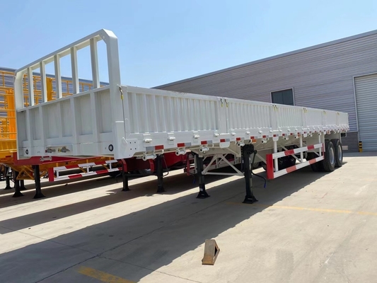 Poids approximatif: 6,7 tonnes de remorque à roues plates à trois essieux et à trois axes