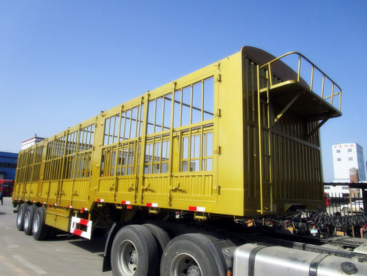 Semi-remorque à clôture en acier à 3 essieux de 40 à 60 tonnes de taille 13000x2500x3900 mm