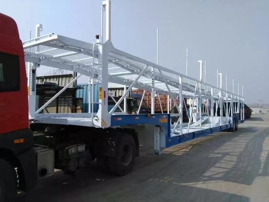 Autobus de transport pour véhicules lourds avec système de freinage antiblocage ABS