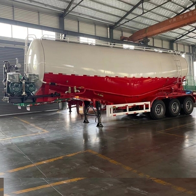 Transport de poudre en vrac avec une remorque de camions de ciment en vrac Sinotruk et un moteur Weichai 4102