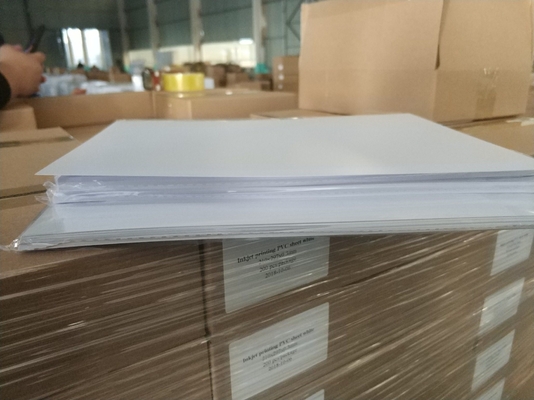 210x297x0.3 Impression par jet d'encre Feuille de PVC pour carte plastique Support de pièces détachées techniques