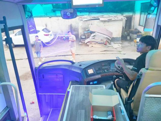 Deuxième main Yotung City Bus Coach Bus 60/70 places utilisées avec boîte de vitesses manuelle