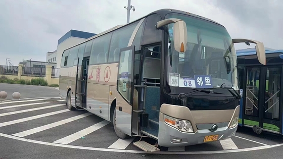 Autobus de luxe de 40 à 45 places avec norme d'émission Euro 2 et certification ISO9001