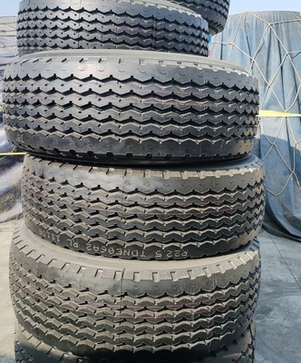 Pièces détachées de camions Pneus/roues/ pneus Moteur et plus 1000*2500*1000mm Choix de l'Afrique